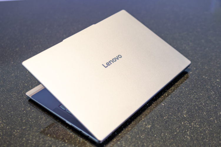 Top 6 mẫu laptop AI & Gaming đáng 